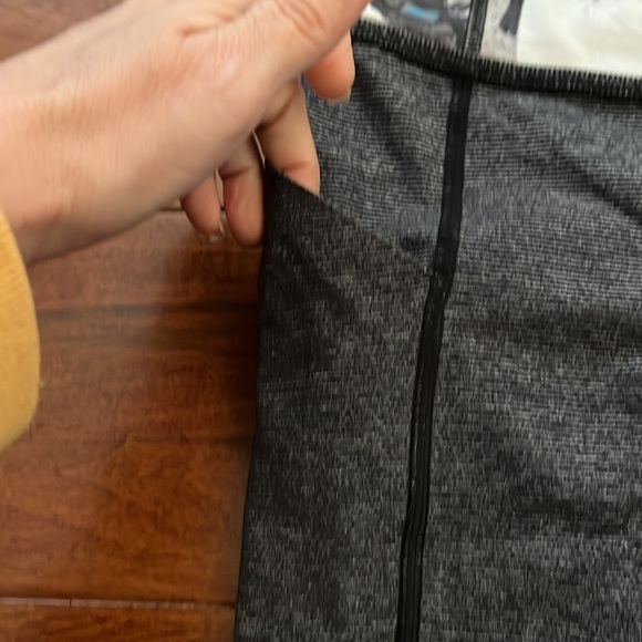 Women Lululemon Cropped Leggings Size 6 Gray - Picture 7 of 13